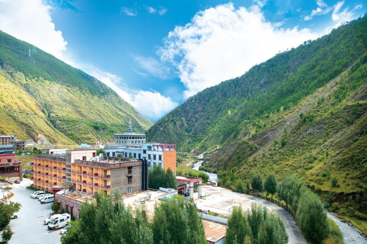 Ramada Encore Daocheng Yading Otel Dış mekan fotoğraf