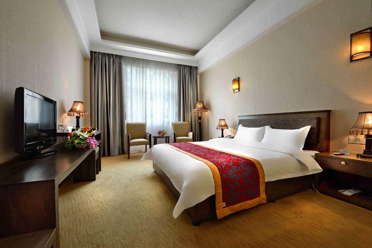 Ramada Encore Daocheng Yading Otel Dış mekan fotoğraf