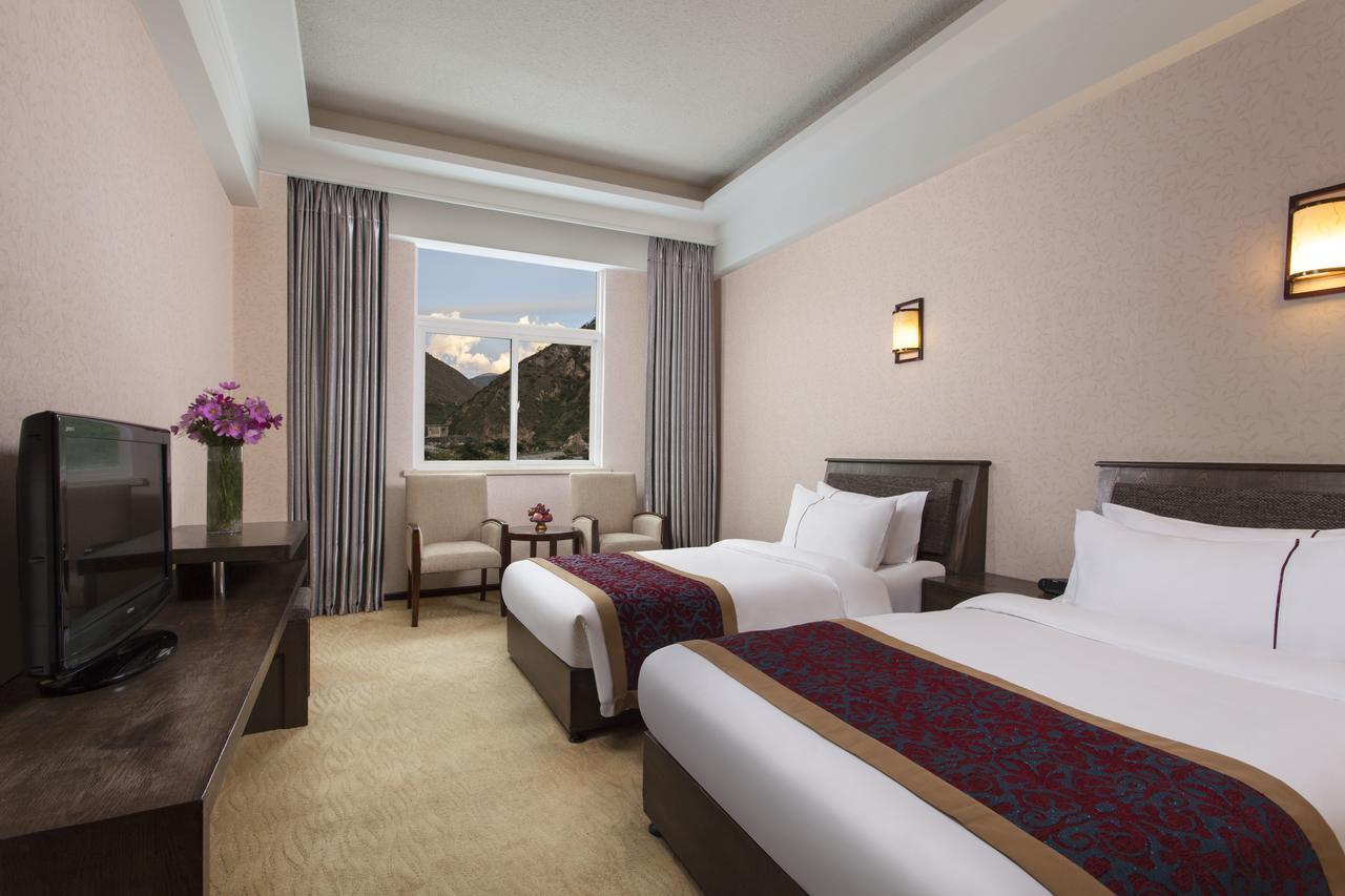 Ramada Encore Daocheng Yading Otel Dış mekan fotoğraf